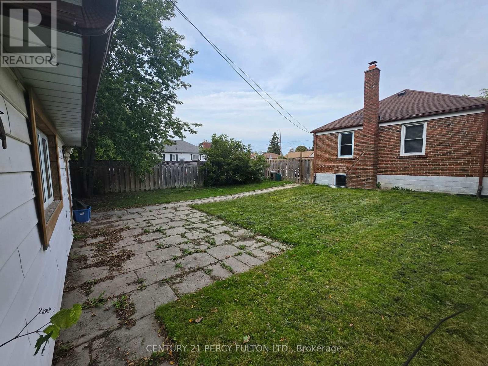 Main - 270 Wilson Road S, Oshawa, Ontario  L1H 6C5 - Photo 2 - E14028326