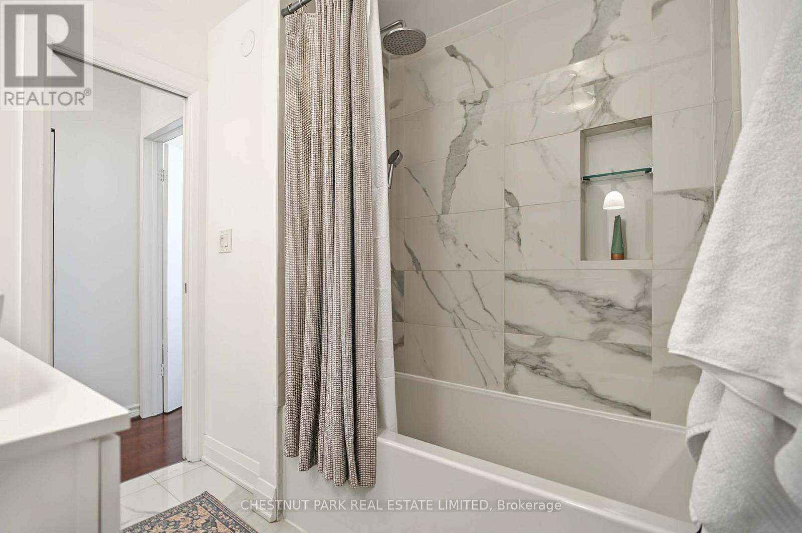 15 Millbrook Crescent, Toronto, Ontario  M4K 1H2 - Photo 31 - E14028330