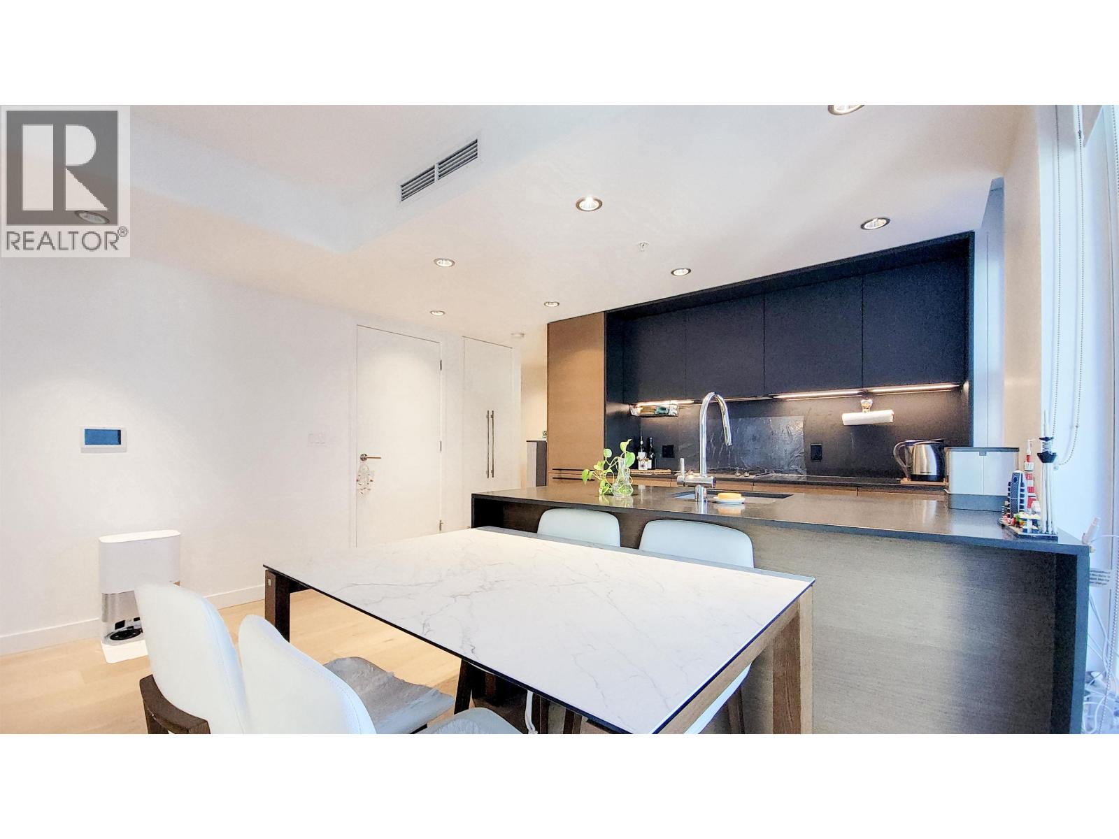 1705 1289 HORNBY STREET, vancouver, British Columbia