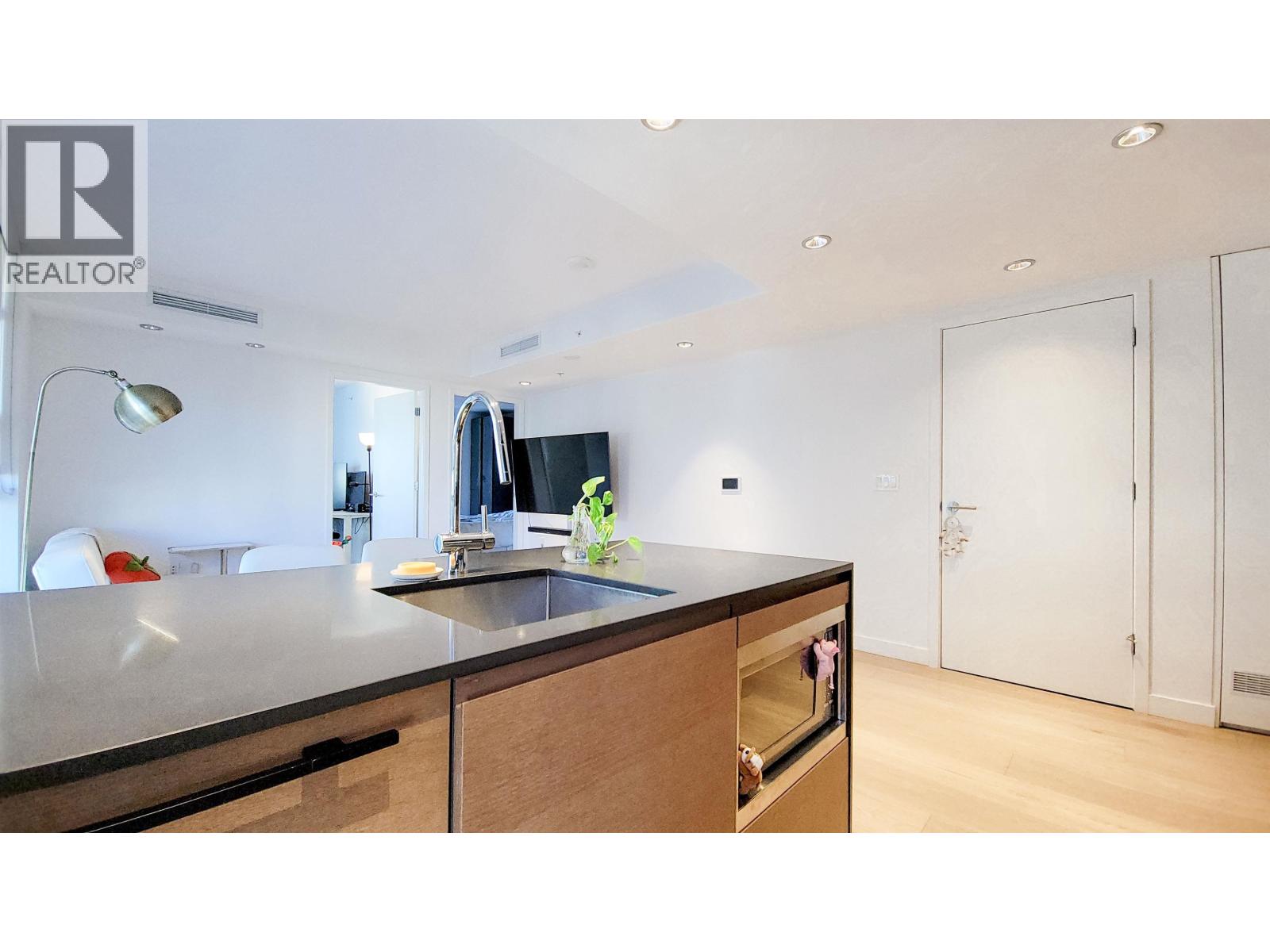 1705 1289 Hornby Street, Vancouver, British Columbia  V6Z 0G7 - Photo 3 - R3174738