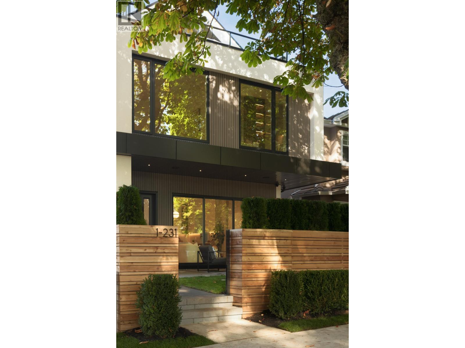 1 231 E 39TH AVENUE, vancouver, British Columbia
