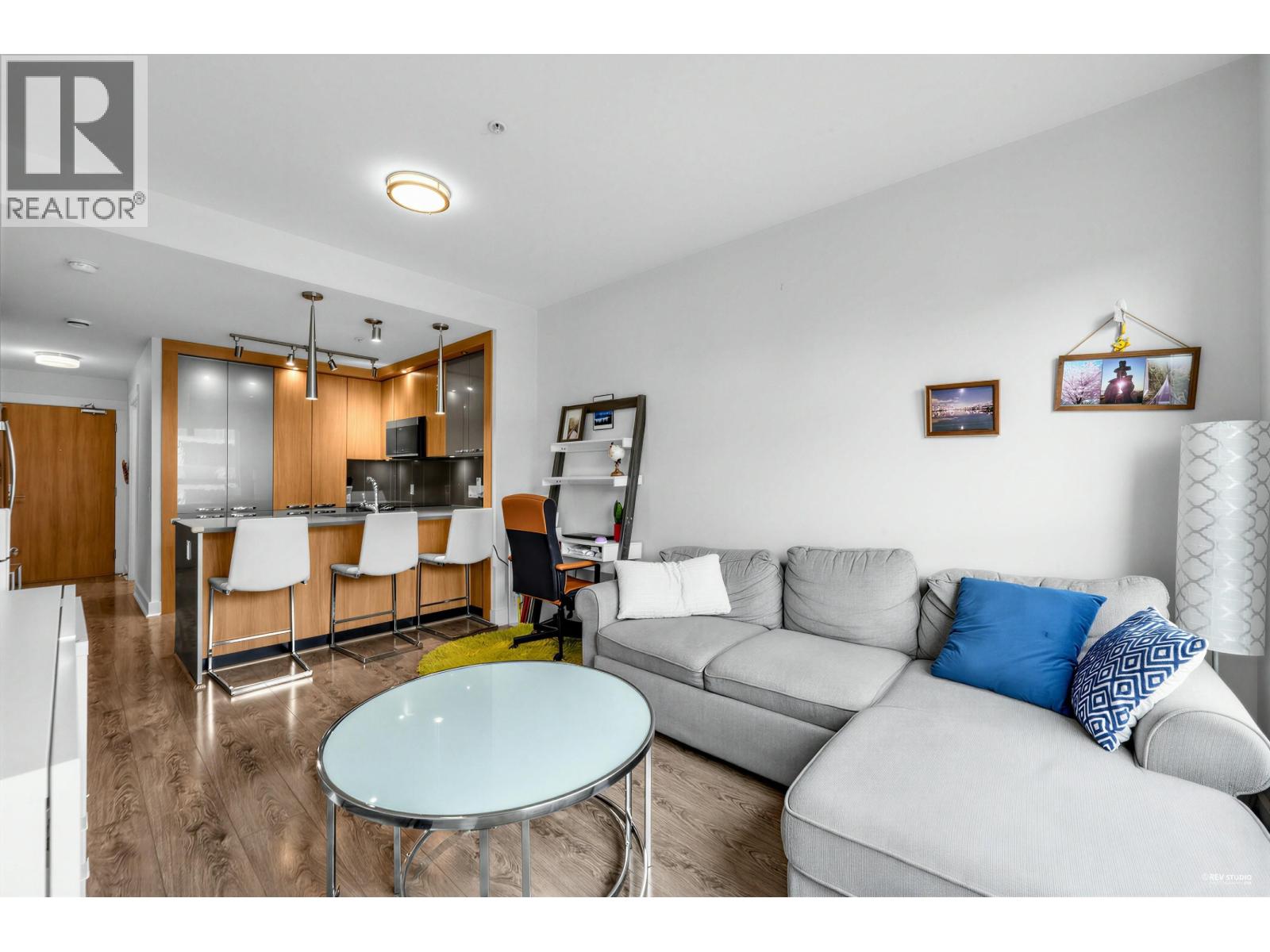 307 733 W 14th Street, North Vancouver, British Columbia  V7M 0C6 - Photo 6 - R3174745