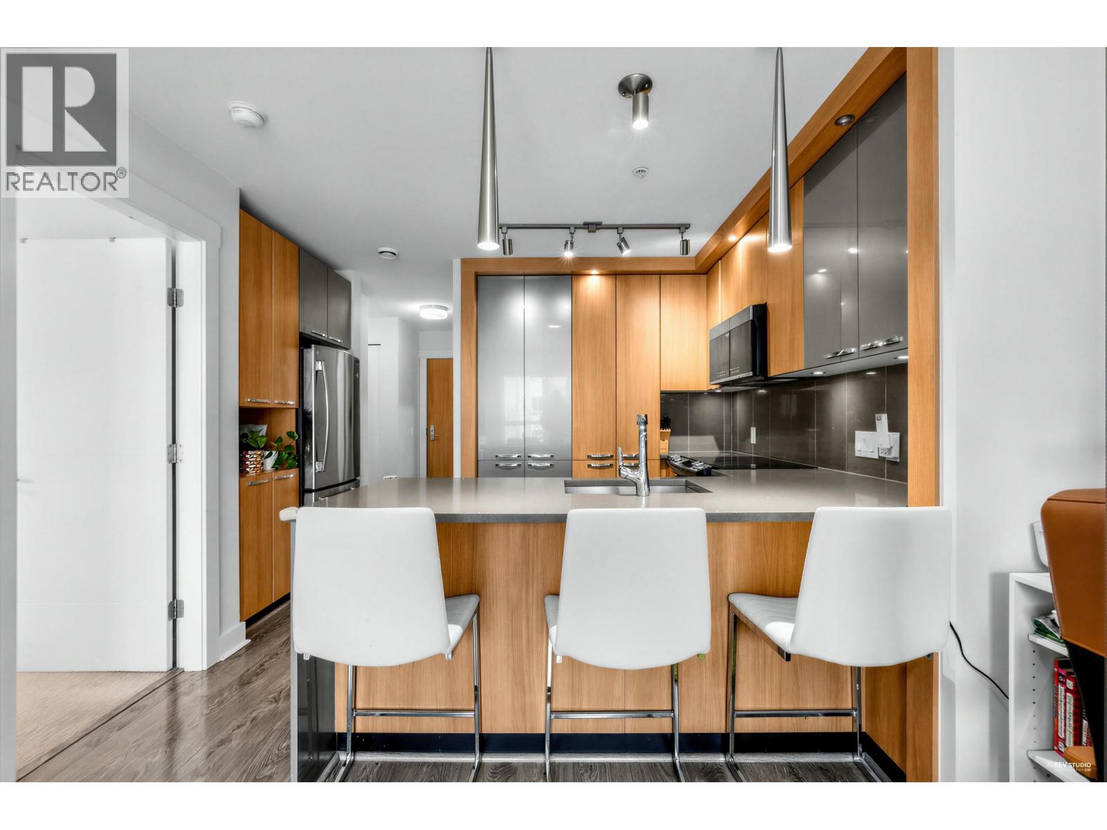 307 733 W 14th Street, North Vancouver, British Columbia  V7M 0C6 - Photo 7 - R3174745