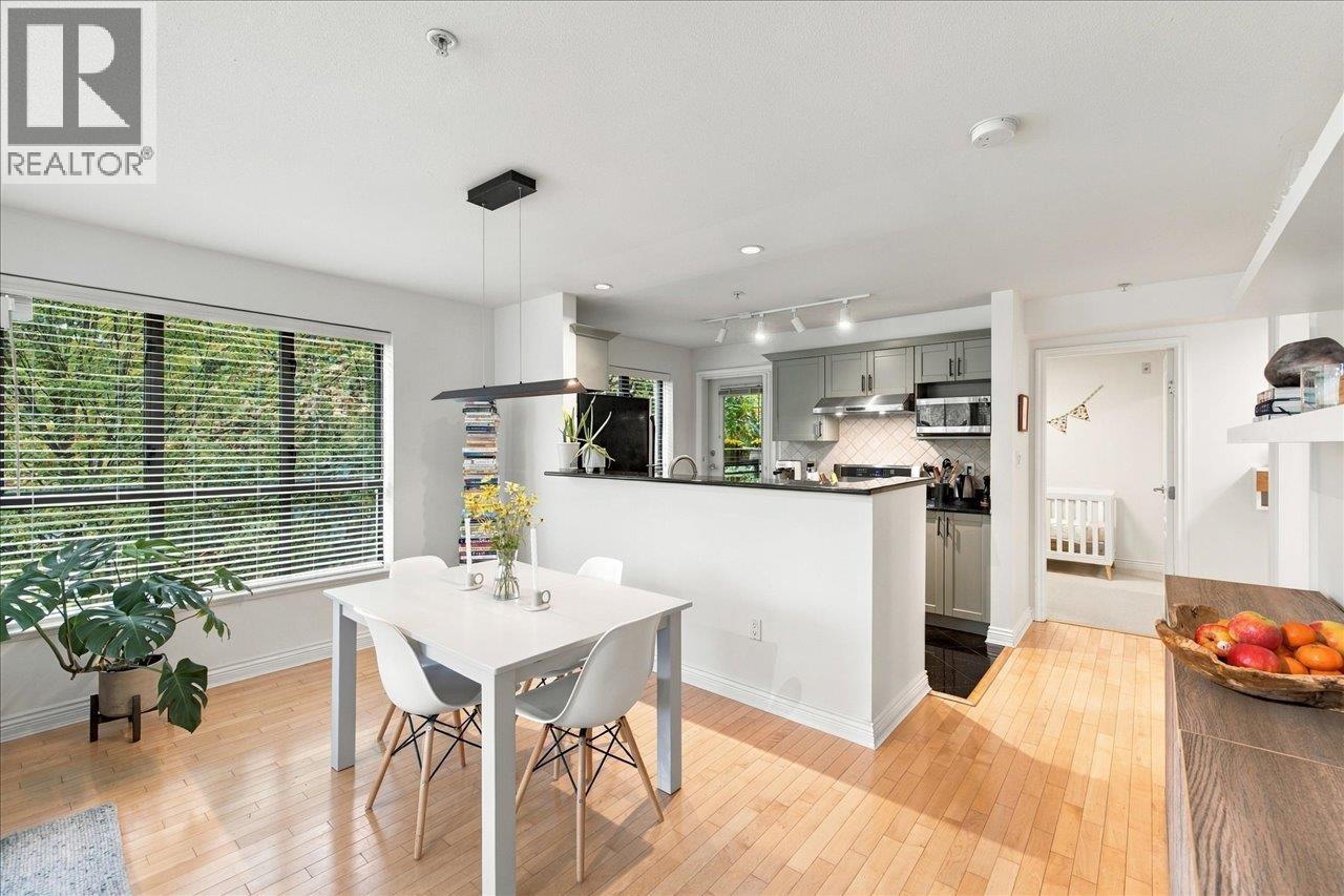 303 2015 Trafalgar Street, Vancouver, British Columbia  V6K 3S5 - Photo 4 - R3174749