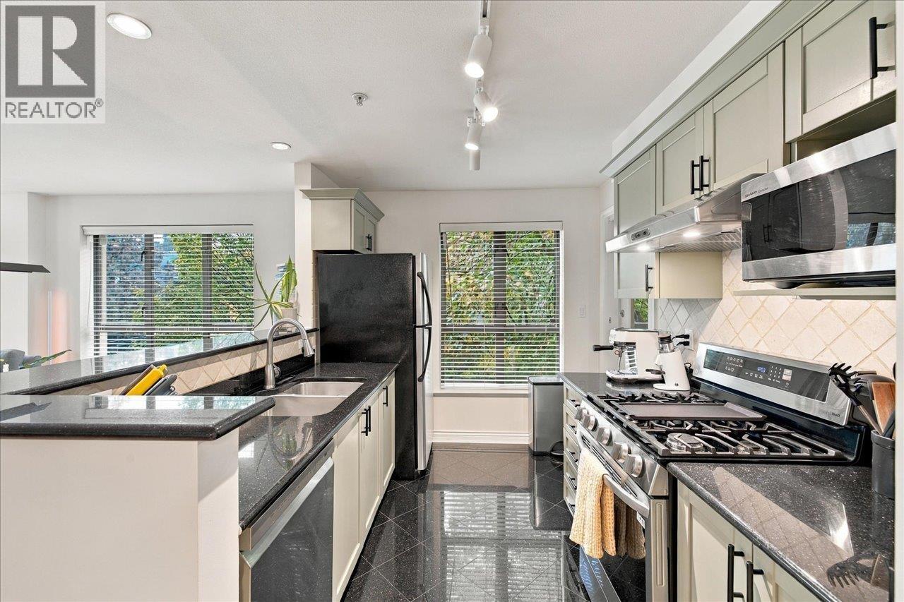 303 2015 Trafalgar Street, Vancouver, British Columbia  V6K 3S5 - Photo 5 - R3174749