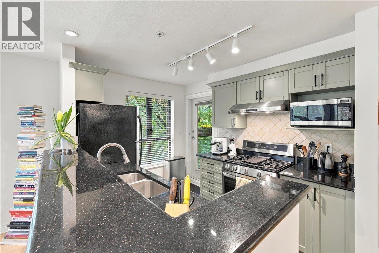 303 2015 Trafalgar Street, Vancouver, British Columbia  V6K 3S5 - Photo 6 - R3174749