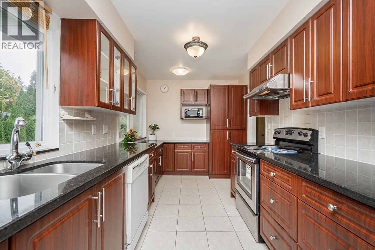 902 Wallace Wynd, Port Moody, British Columbia  V3H 1B5 - Photo 14 - R3174702
