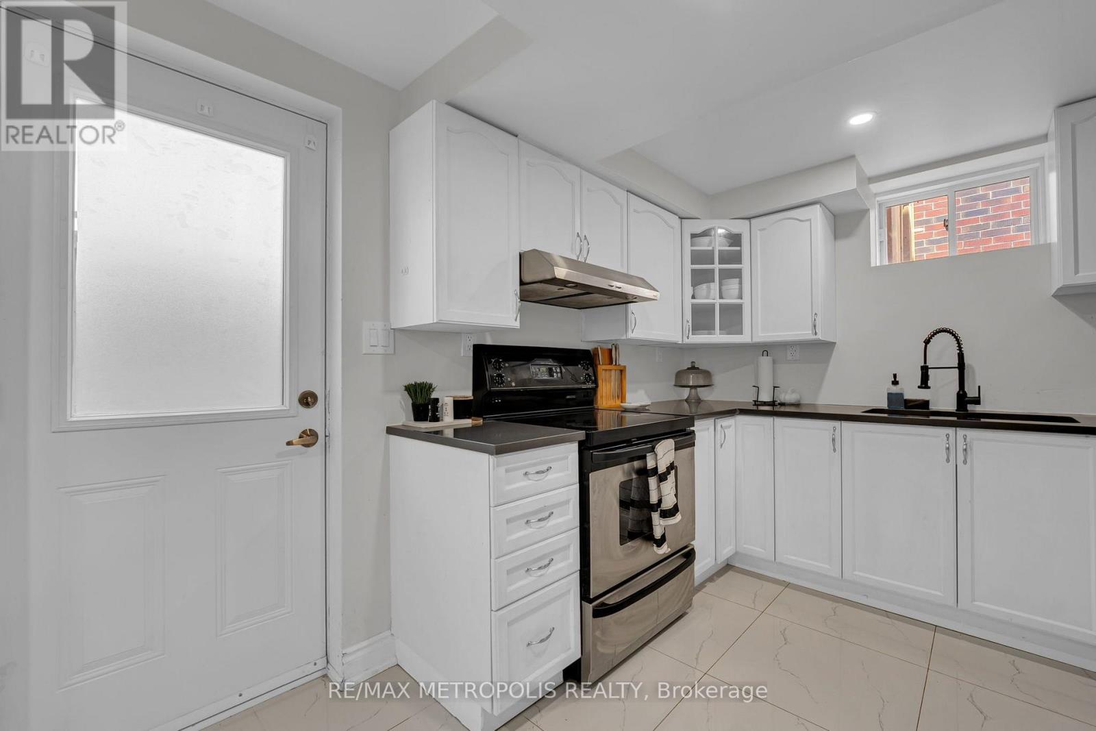 783 Green Street, Innisfil (Lefroy), Ontario  L0L 1W0 - Photo 40 - N14028374