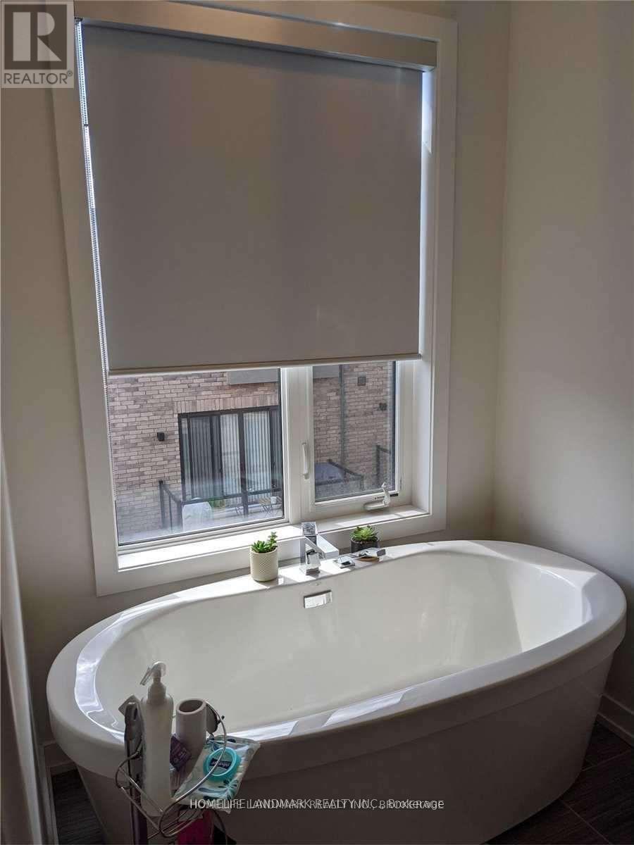 10 Glenngarry Crescent, Vaughan, Ontario L6A 4Z4 - Photo 17 - N14028440