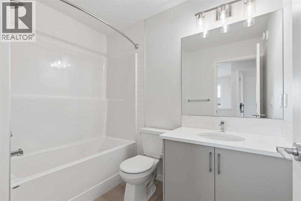 48 Lucas Green NW, Calgary, Alberta  T3P 2X5 - Photo 27 - A2351395