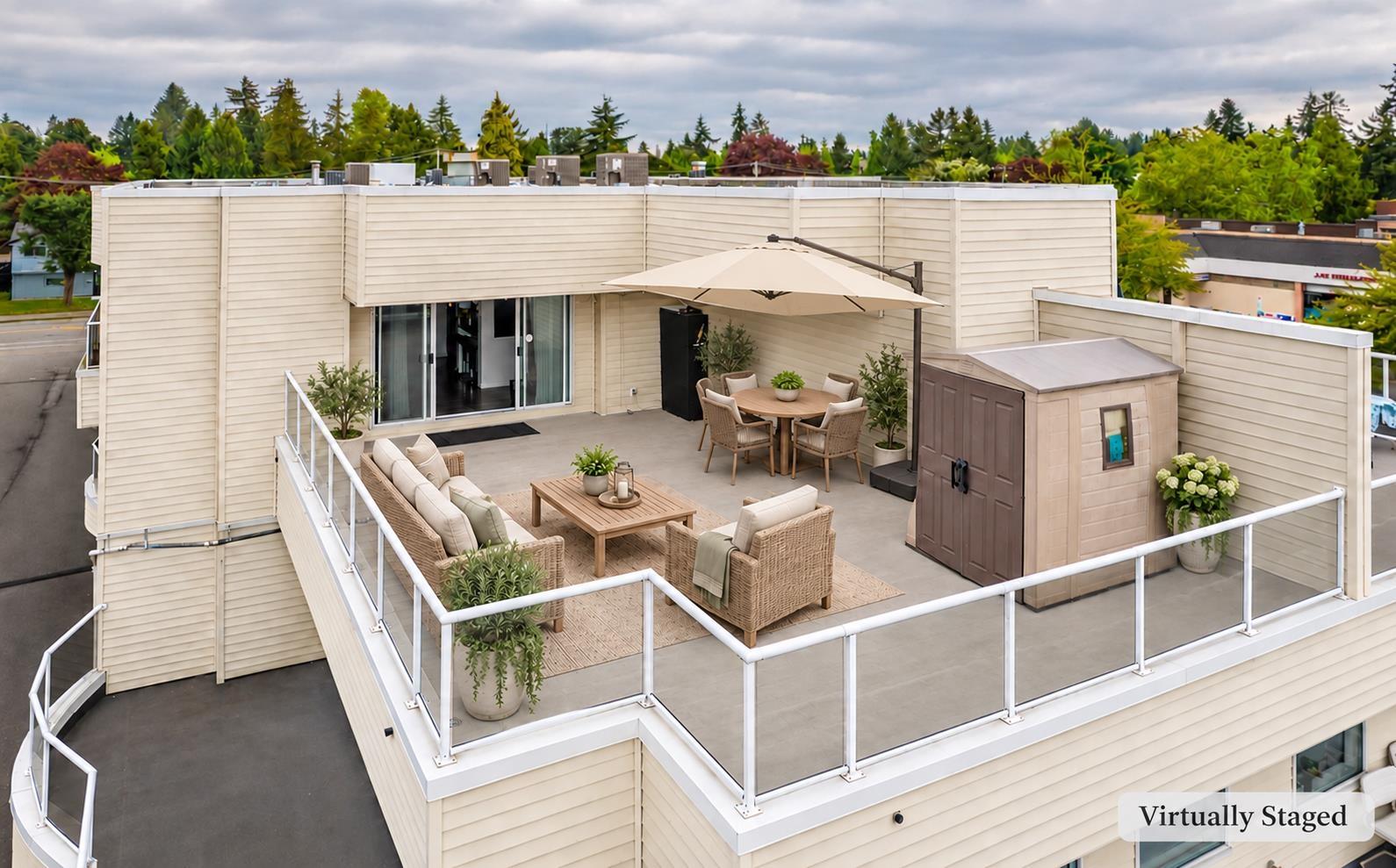312 13771 72a Avenue, Surrey, British Columbia  V3W 9C6 - Photo 1 - R3154686