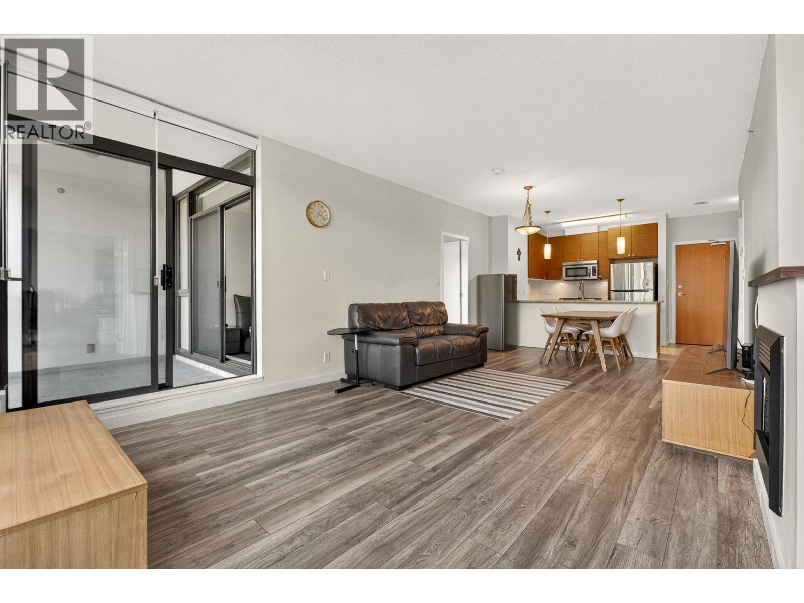 1503 400 CAPILANO ROAD