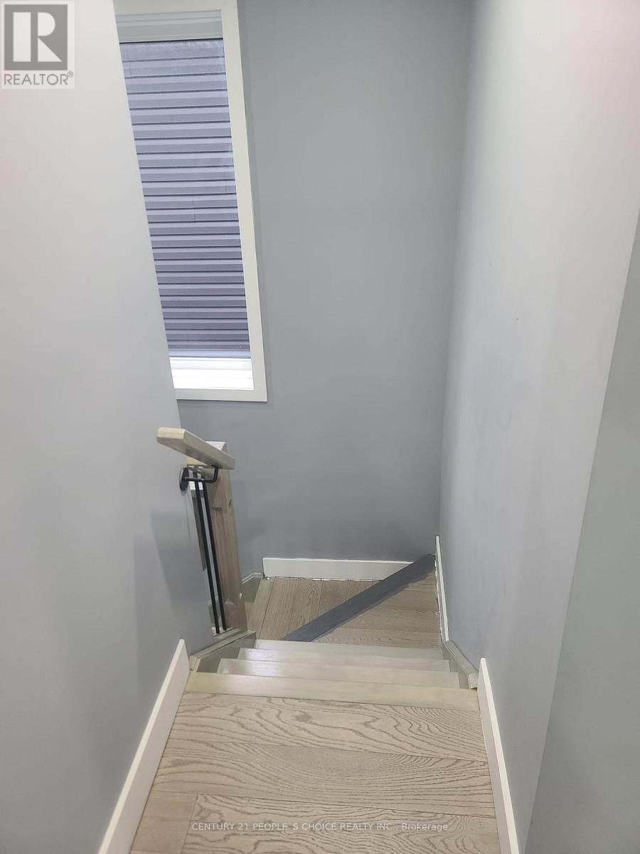(Upper) - 84 Beland Avenue, Hamilton, Ontario  L8H 6C1 - Photo 10 - X14028310