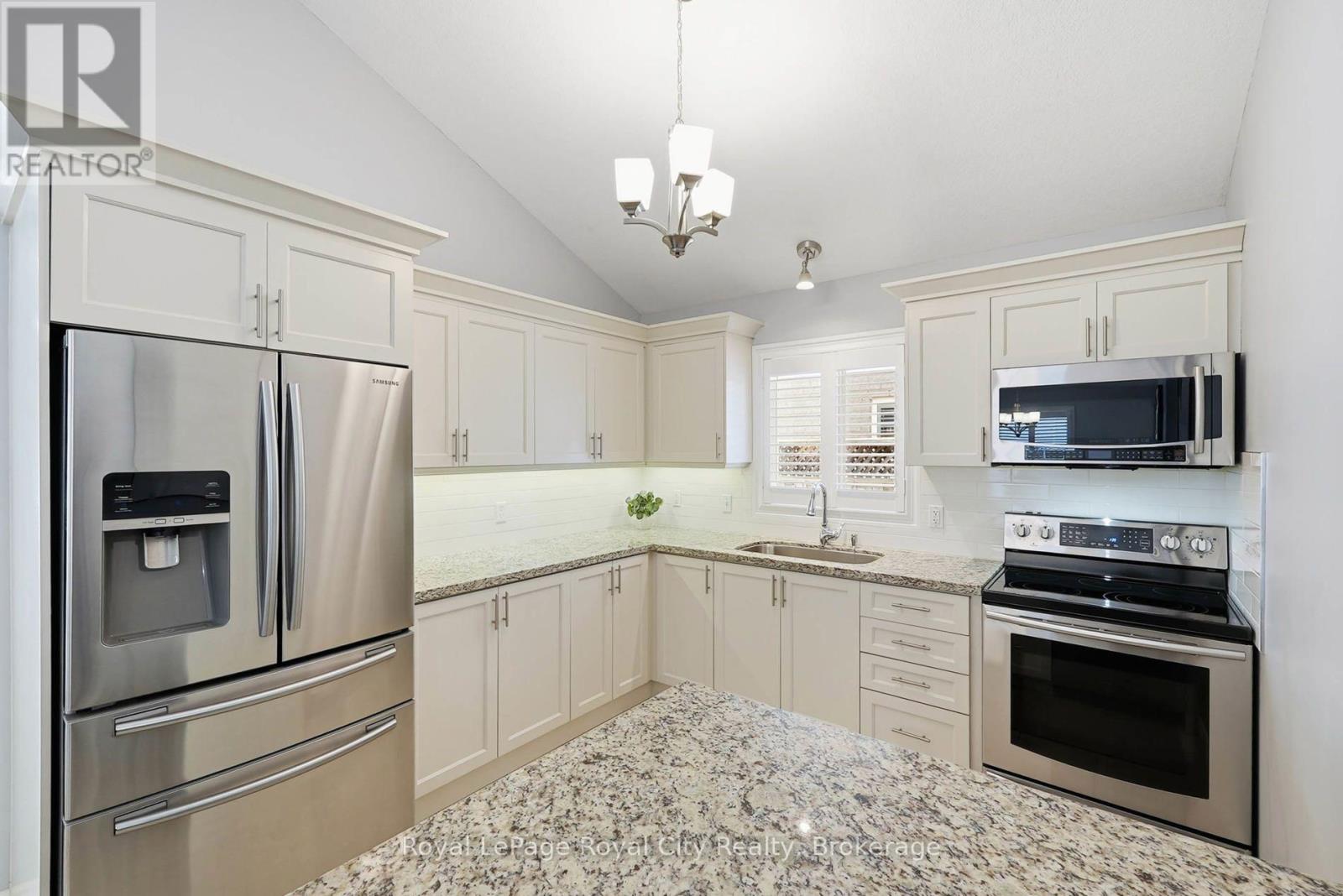 20 Peer Drive, Guelph, Ontario  N1C 1H1 - Photo 14 - X14012098