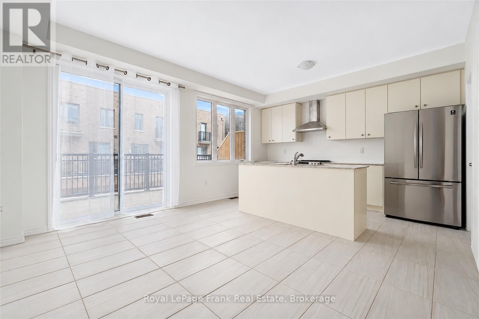 6875 Main Street, Whitchurch-Stouffville, Ontario  L4A 4X2 - Photo 4 - N14028548