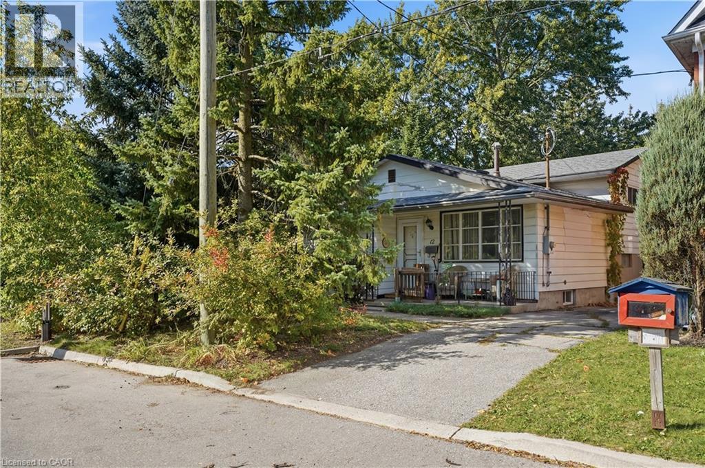 12 HILL Street, Kitchener, Ontario