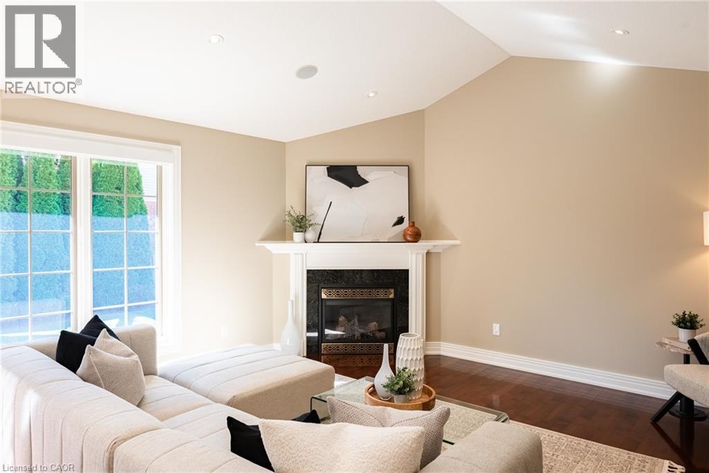 506 Regina Drive, Burlington, Ontario  L7S 1L6 - Photo 6 - 40870615
