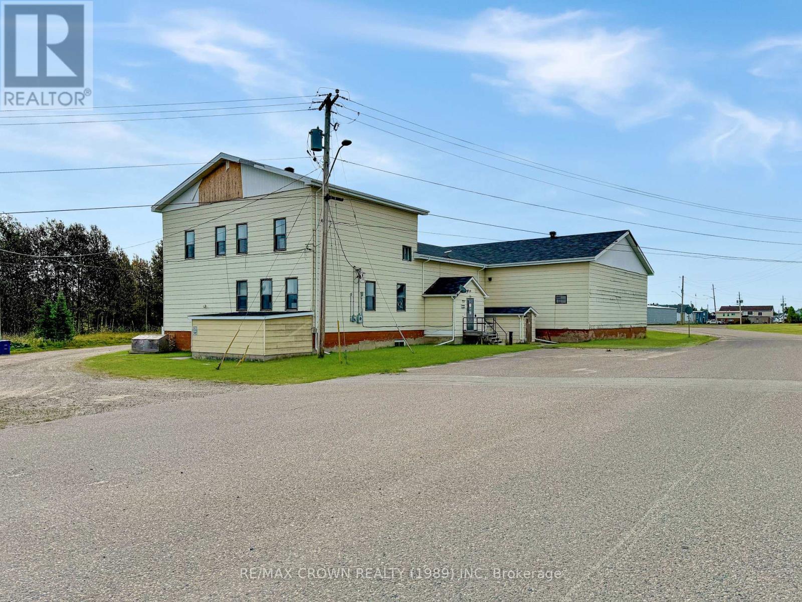 229 Fifth Street, Smooth Rock Falls, Ontario  P0L 2B0 - Photo 1 - T14028504