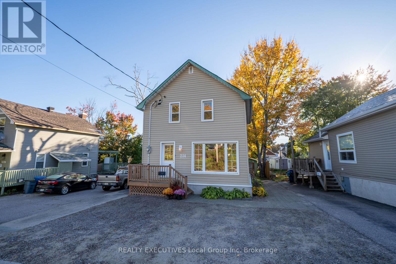 214 Victoria Street E, North Bay, Ontario P1B 1P5 - Photo 1 - X14028524