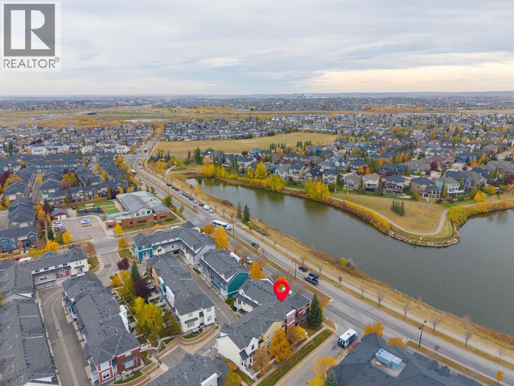 140 Promenade Way SE