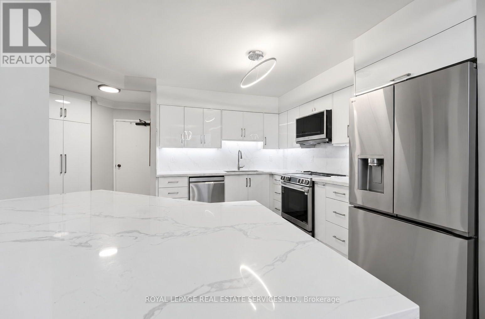 1502 - 75 Graydon Hall Drive, Toronto, Ontario  M4P 0B9 - Photo 14 - C14028506