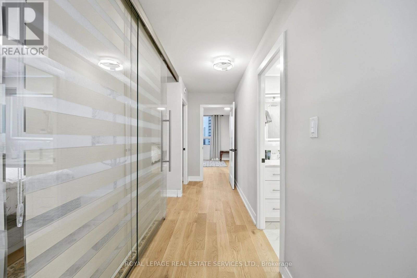 1502 - 75 Graydon Hall Drive, Toronto, Ontario  M4P 0B9 - Photo 5 - C14028506