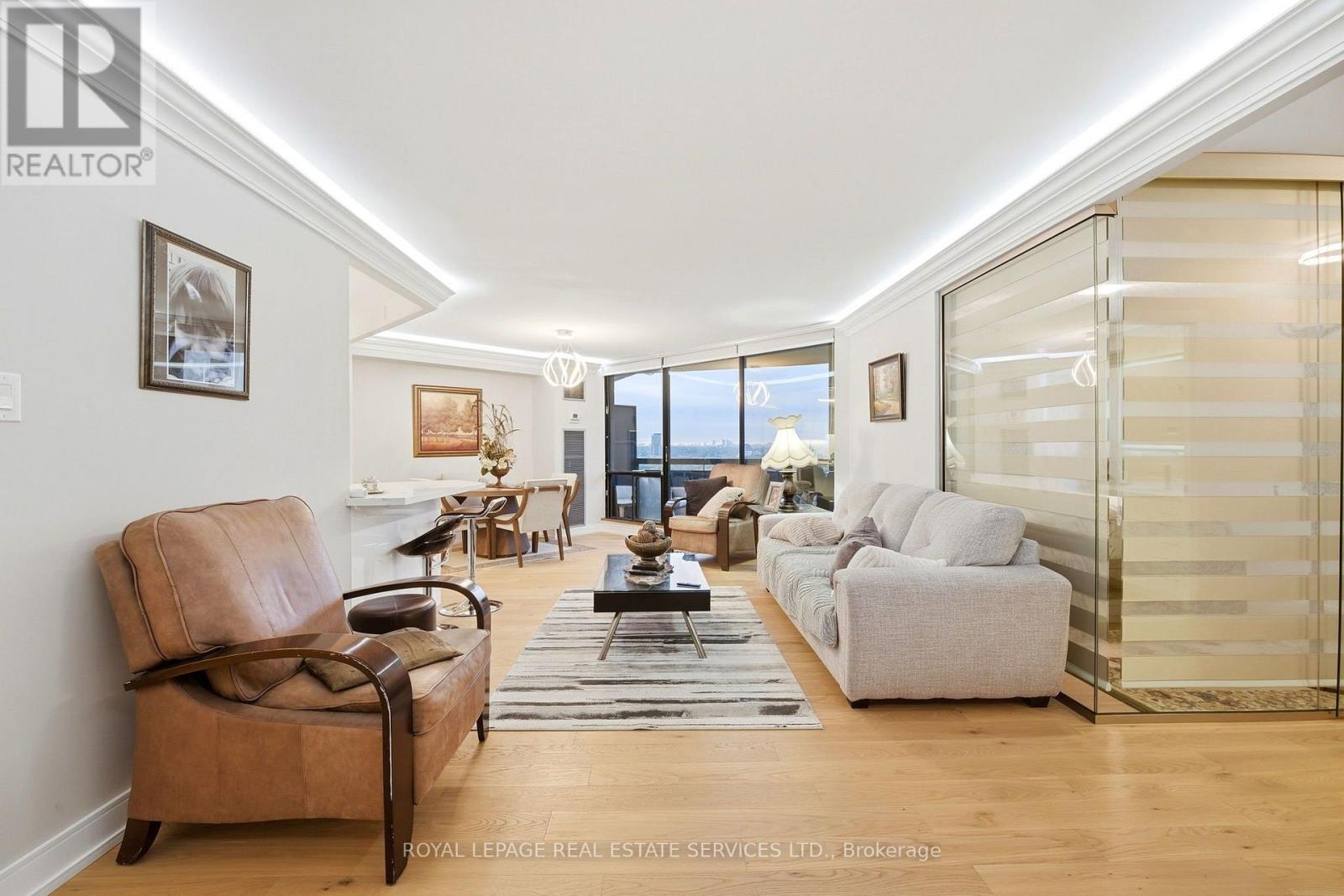 1502 - 75 Graydon Hall Drive, Toronto, Ontario  M4P 0B9 - Photo 6 - C14028506