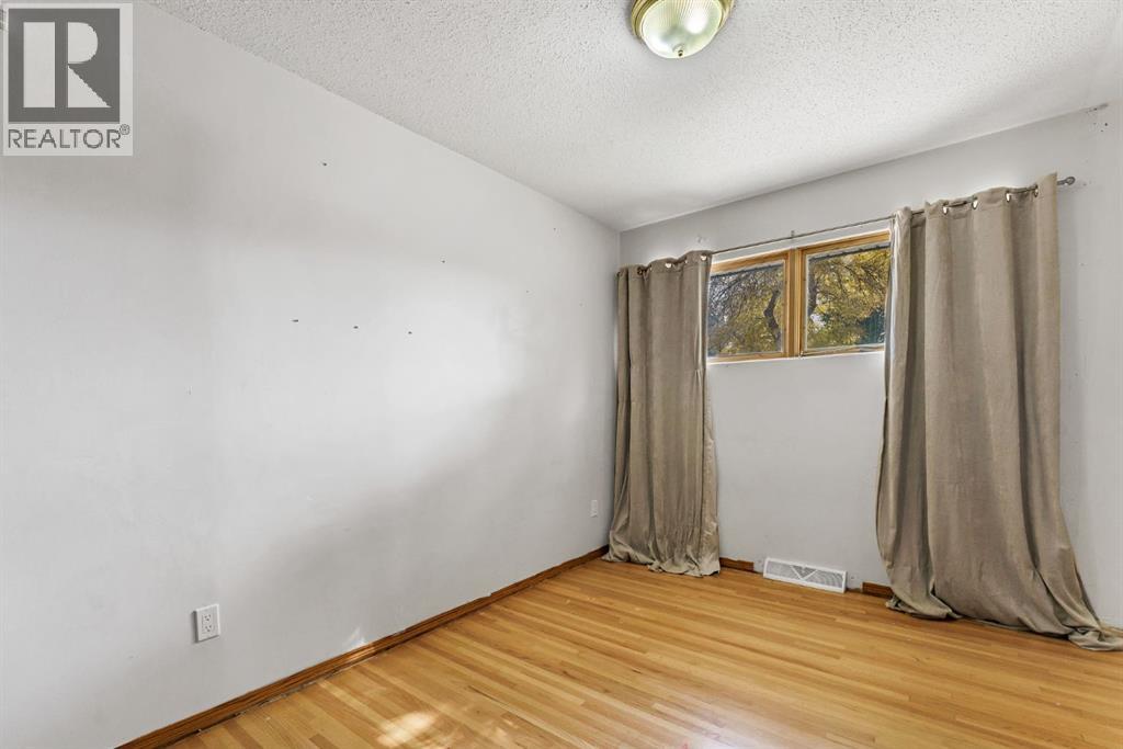 61 Huckvale Crescent Sw, Medicine Hat, Alberta  T1A 5J7 - Photo 22 - A2350453