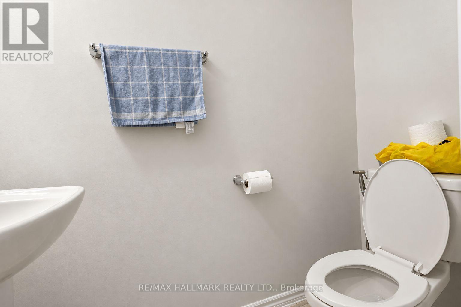 63 Tabaret Crescent, Oshawa, Ontario  L1L 0G5 - Photo 25 - E14028604