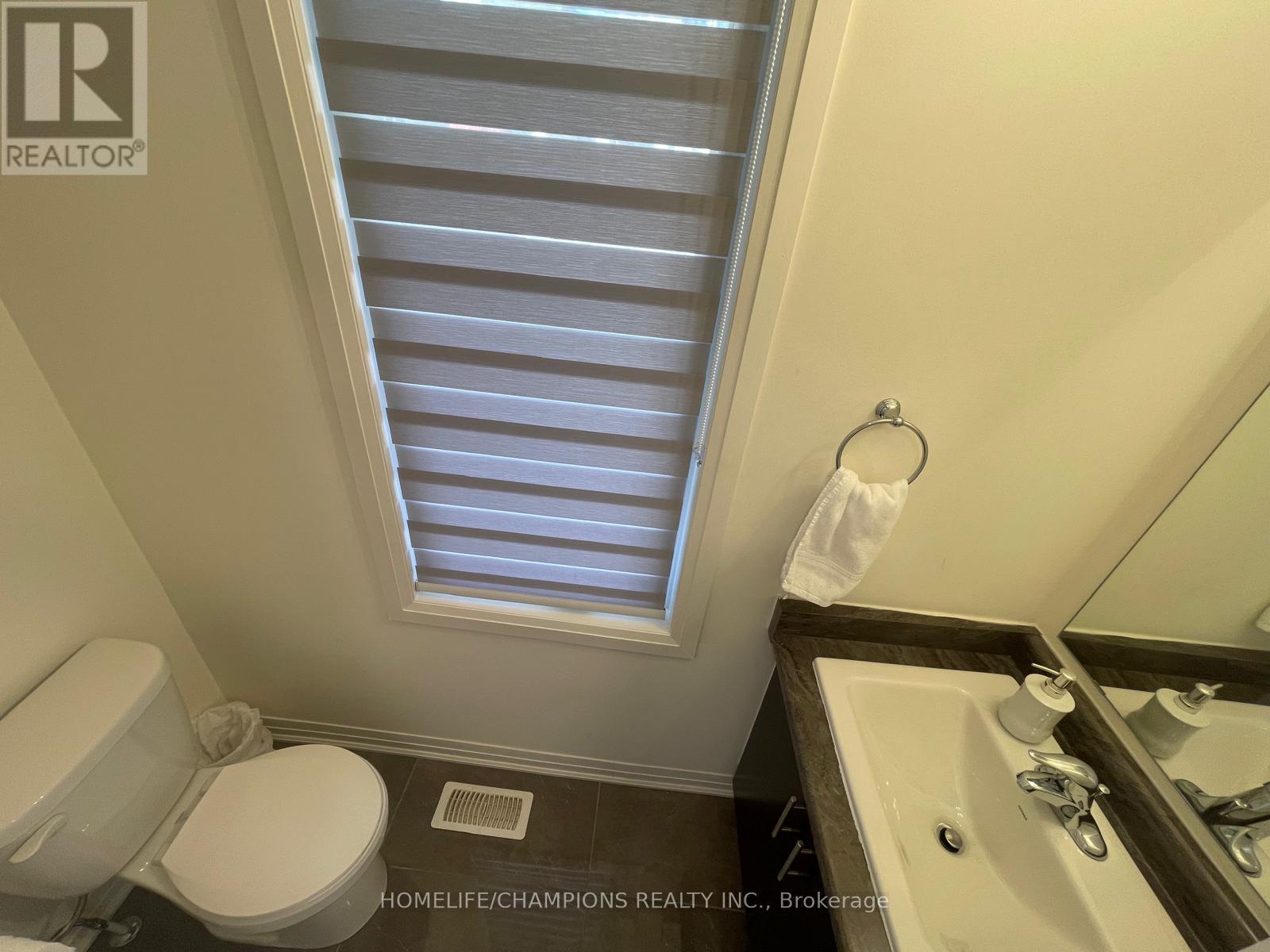 78 Clipper Lane, Clarington, Ontario  L1C 4A9 - Photo 6 - E14027556
