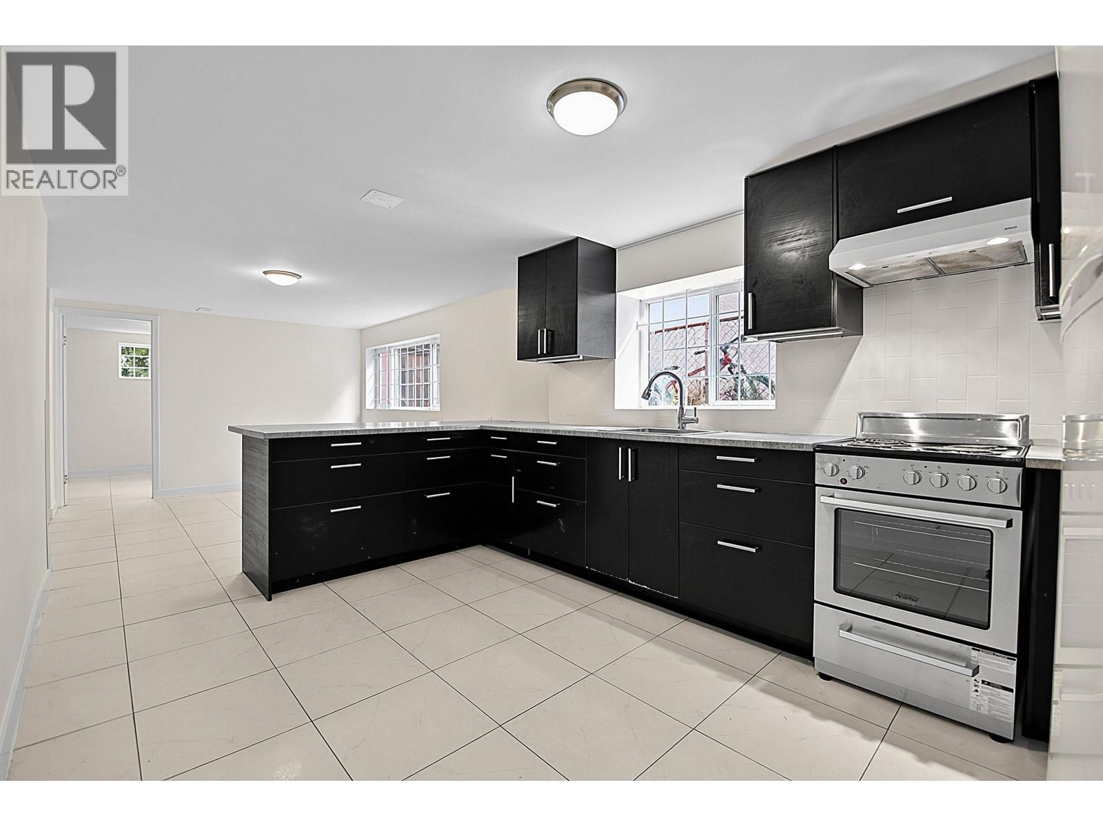 2216 E 41st Avenue, Vancouver, British Columbia  V5P 1L6 - Photo 16 - R3174720