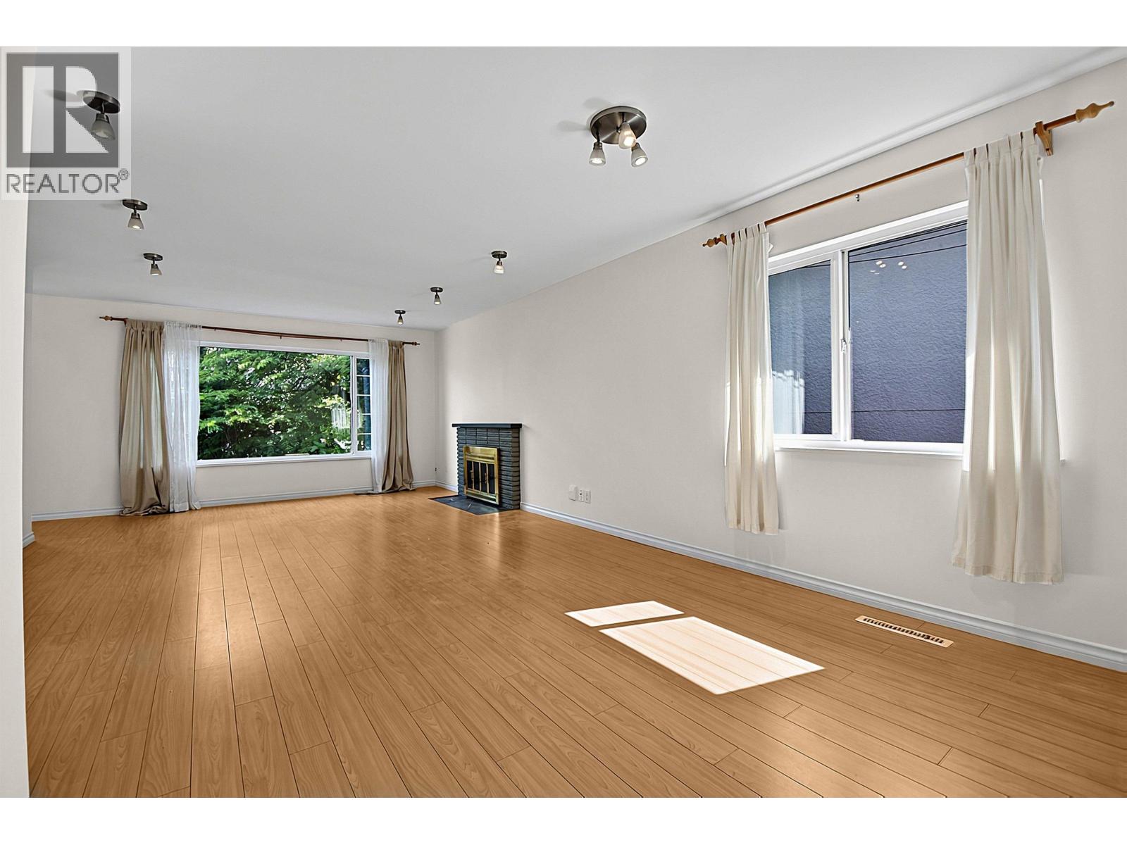 2216 E 41st Avenue, Vancouver, British Columbia  V5P 1L6 - Photo 6 - R3174720
