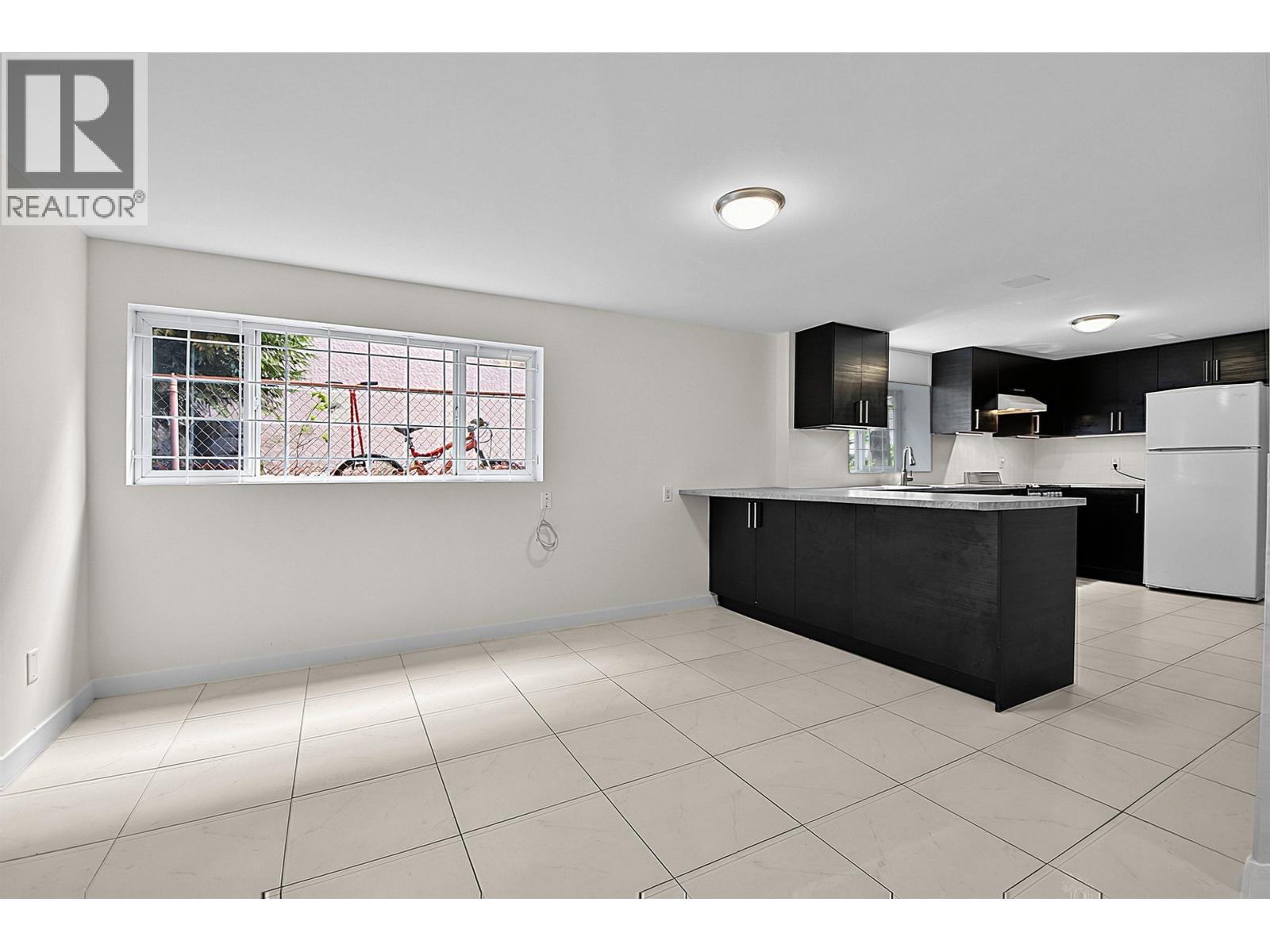 2216 E 41st Avenue, Vancouver, British Columbia  V5P 1L6 - Photo 18 - R3174720