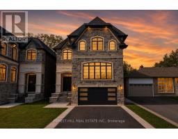 152 OLDE BAYVIEW AVENUE, Richmond Hill, Ontario