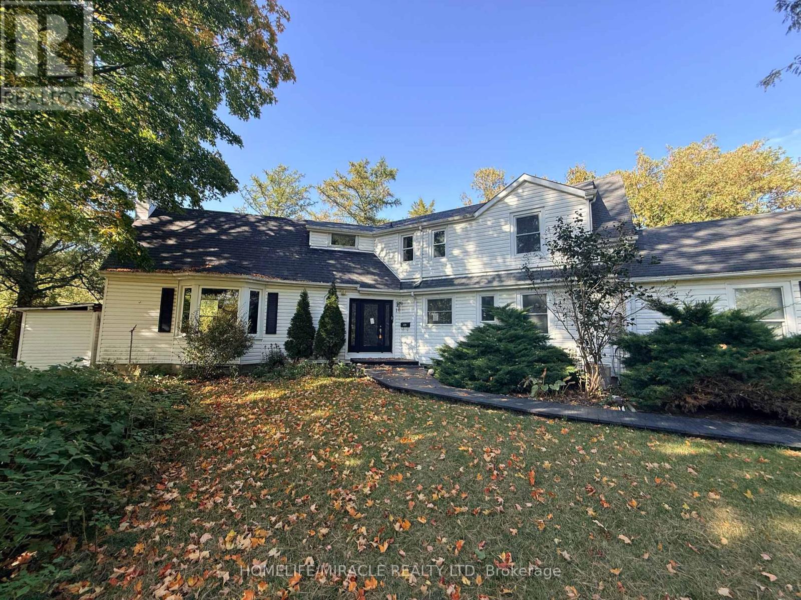 10 YORKTON BOULEVARD, Markham, Ontario