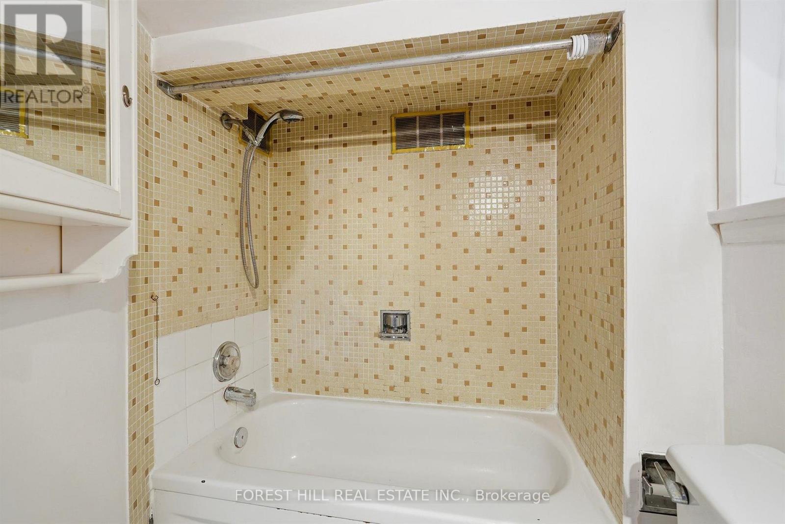 Lower - 36 Arnold Crescent, Richmond Hill, Ontario  L4C 3R5 - Photo 16 - N14028682
