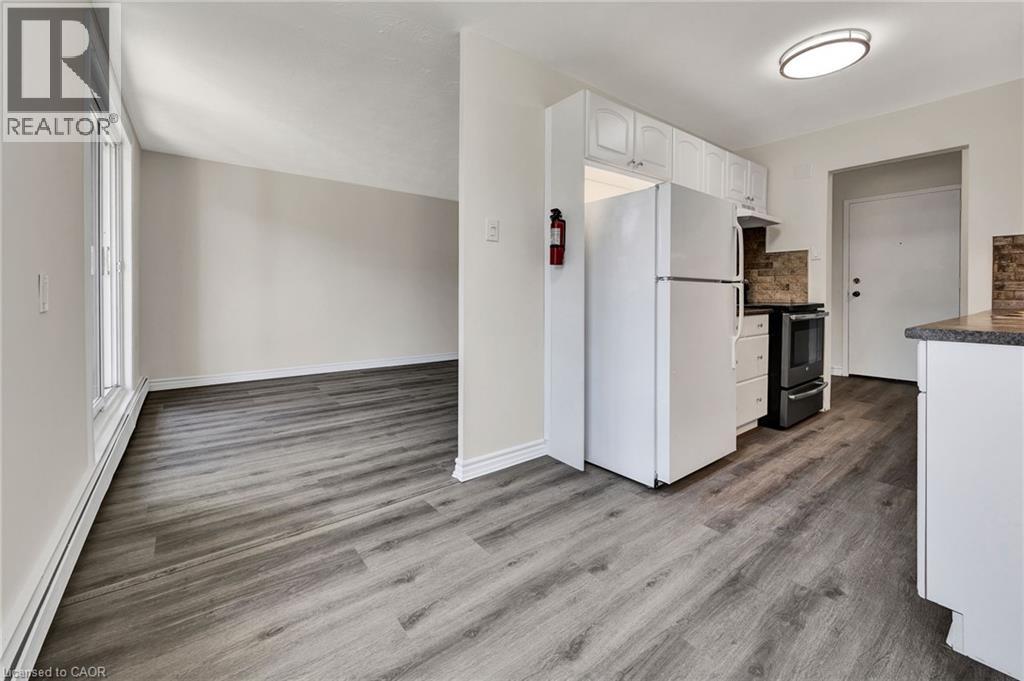 100 Breckenridge Drive Unit# 103, Kitchener, Ontario  N2B 2N9 - Photo 7 - 40869712