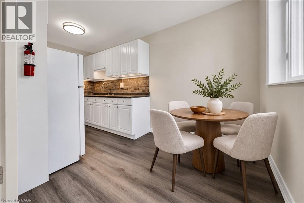 100 Breckenridge Drive Unit# 103, Kitchener, Ontario  N2B 2N9 - Photo 6 - 40869712