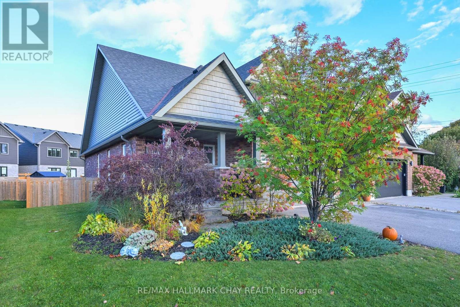 3 Portland Street, Collingwood, Ontario  L9Y 0W9 - Photo 2 - S14028630
