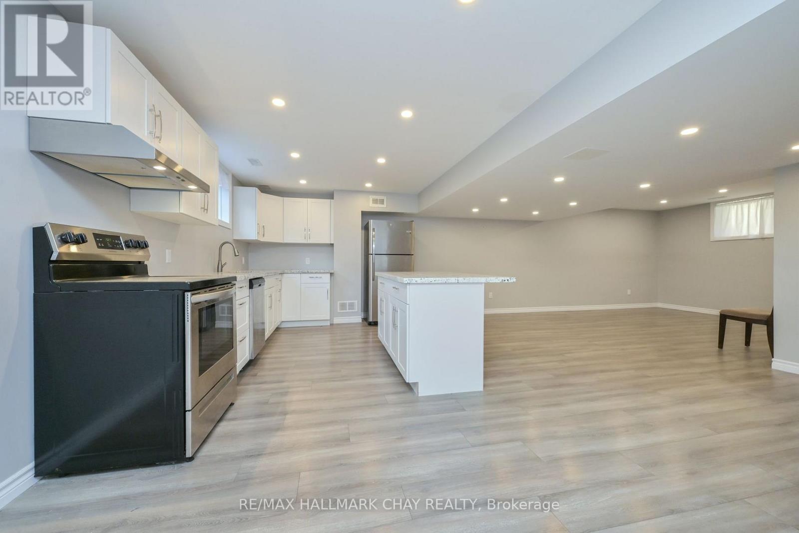 3 Portland Street, Collingwood, Ontario  L9Y 0W9 - Photo 24 - S14028630