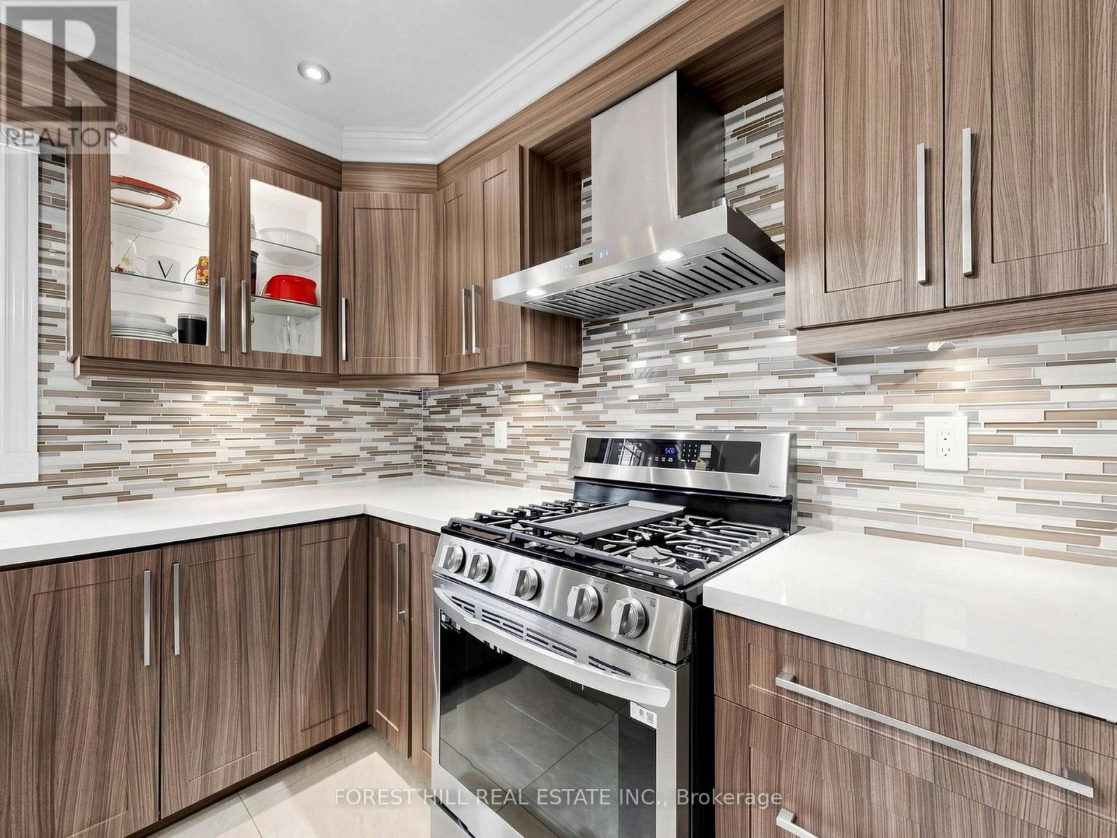 1631 Meadowfield Crescent, Mississauga, Ontario  L5M 4T5 - Photo 9 - W14028450