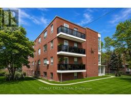 101 - 4 HILL HEIGHTS ROAD, Toronto, Ontario