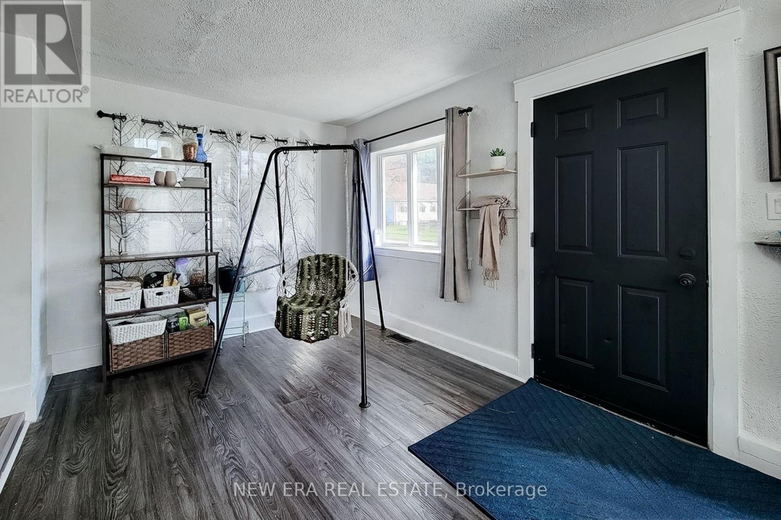 38 Clifford Avenue, Welland, Ontario  L3C 2G1 - Photo 13 - X14028448