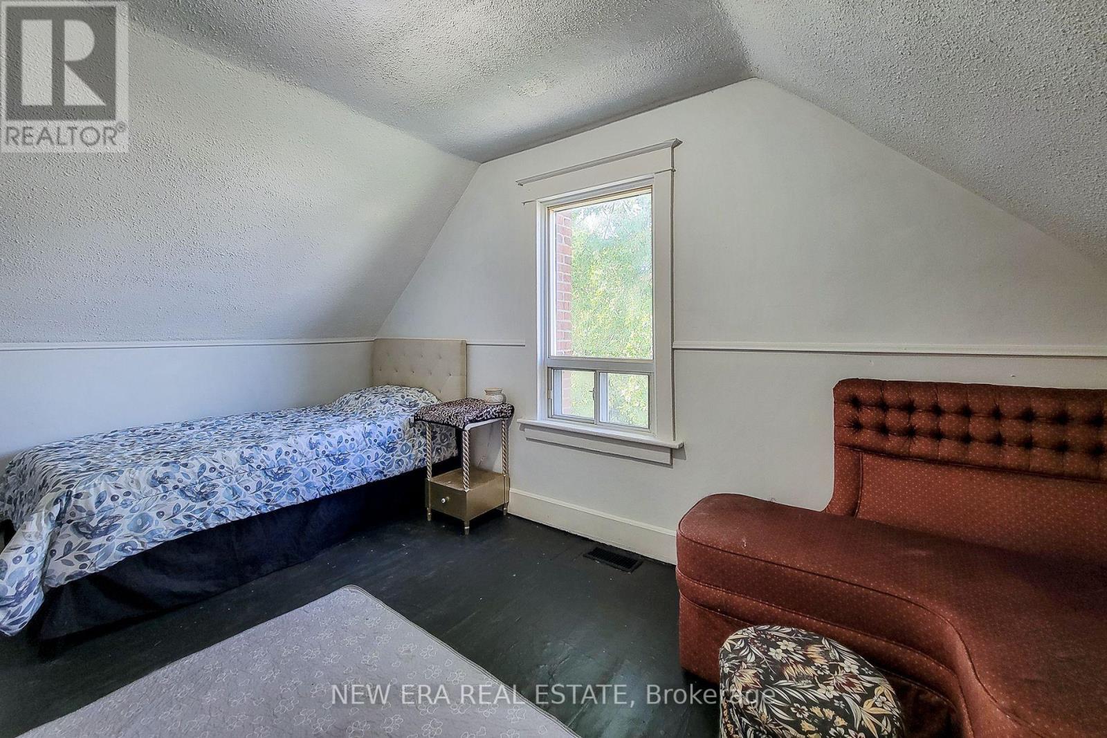 38 Clifford Avenue, Welland, Ontario  L3C 2G1 - Photo 37 - X14028448