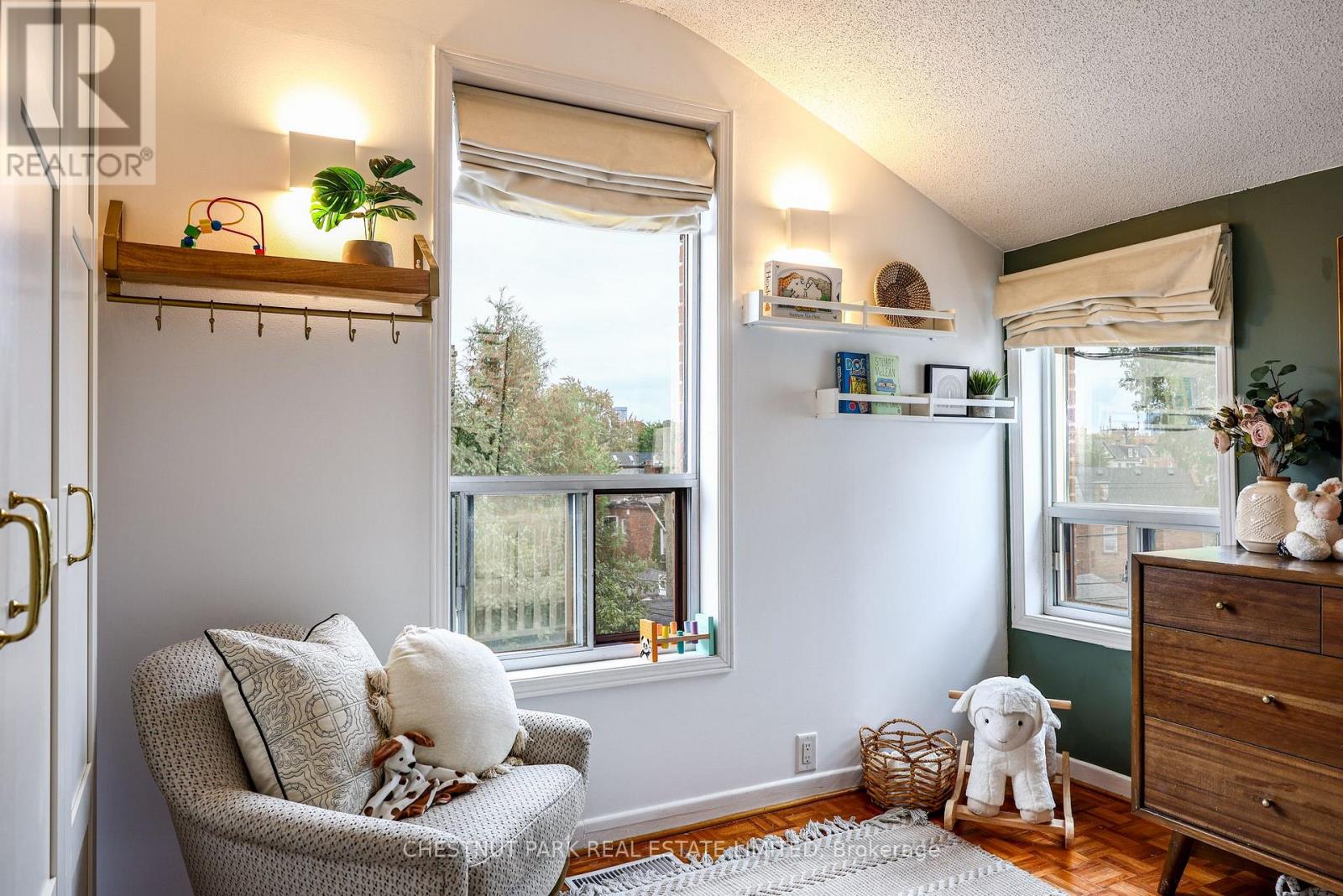 517 Crawford Street, Toronto, Ontario  M6G 3J9 - Photo 37 - C14027512