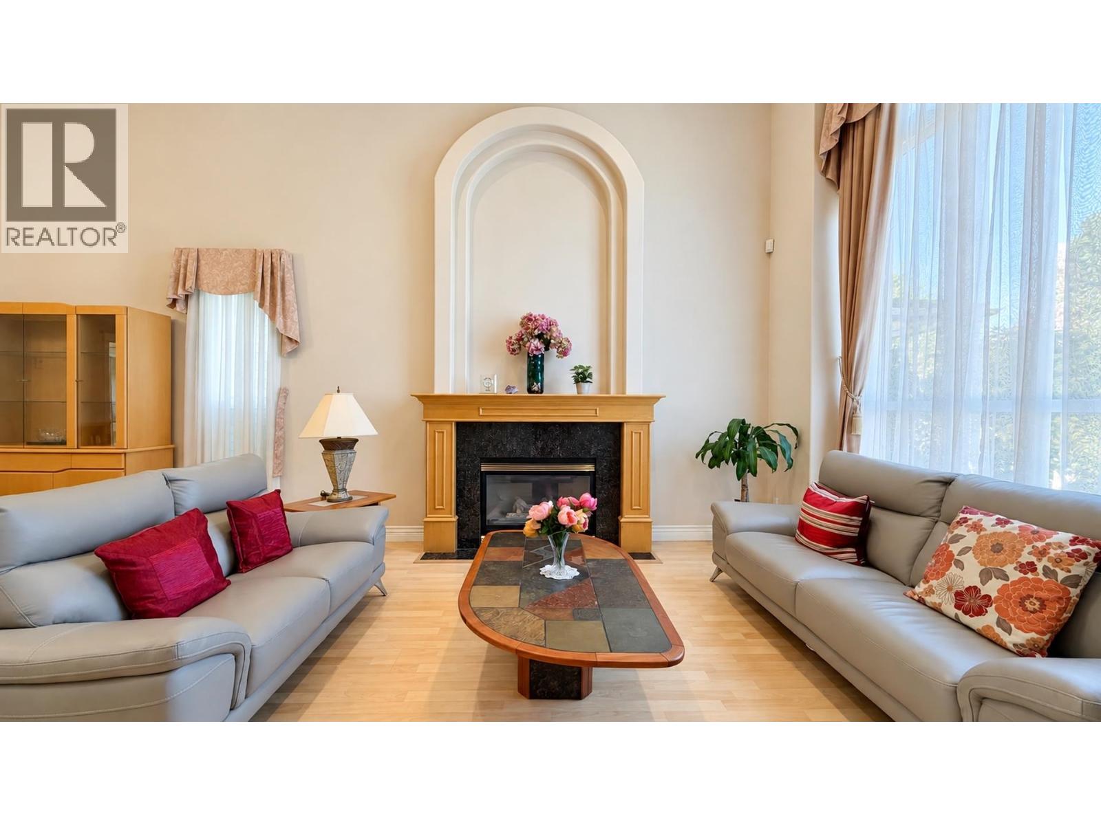 4928 Branscombe Court, Richmond, British Columbia  V7E 6N8 - Photo 7 - R3174691