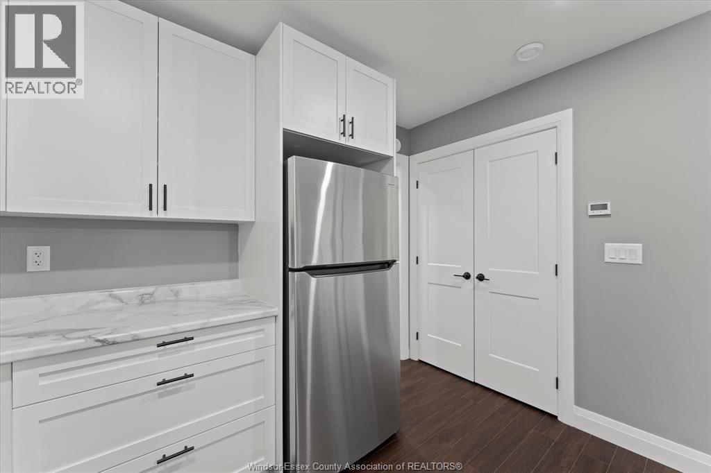 1147 Hickory Unit# Main, Windsor, Ontario  N8Y 3S4 - Photo 6 - 26025054