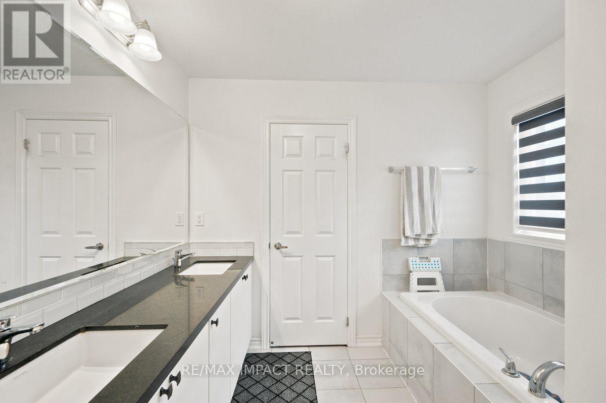 1318 Apollo Street, Oshawa, Ontario L1K 3E6 - Photo 12 - E13811432
