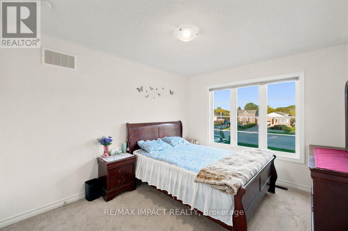 1318 Apollo Street, Oshawa, Ontario L1K 3E6 - Photo 15 - E13811432