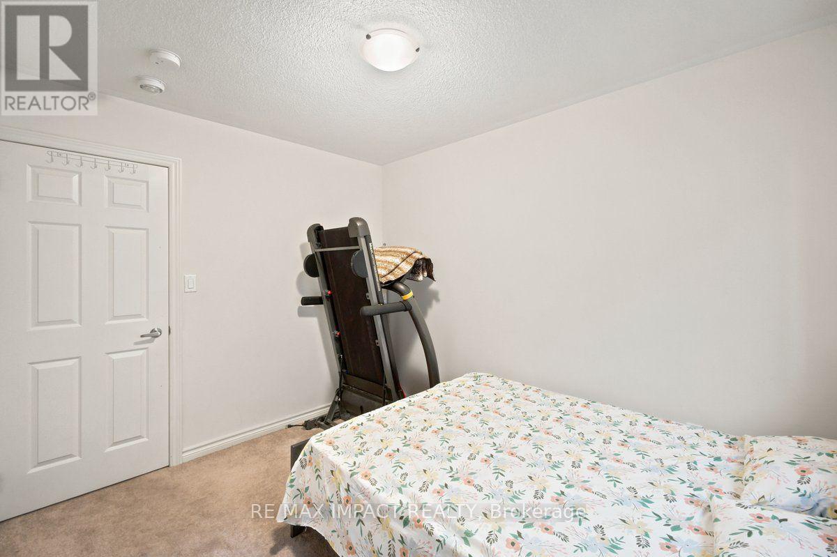 1318 Apollo Street, Oshawa, Ontario L1K 3E6 - Photo 17 - E13811432